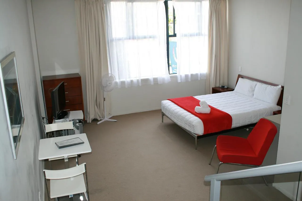 **** Aparthotel Atlas Suites And Apartments Mount Maunganui New Zealand