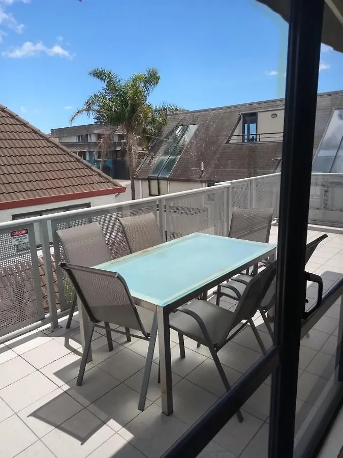 Atlas Suites And Apartments Mount Maunganui 4*,